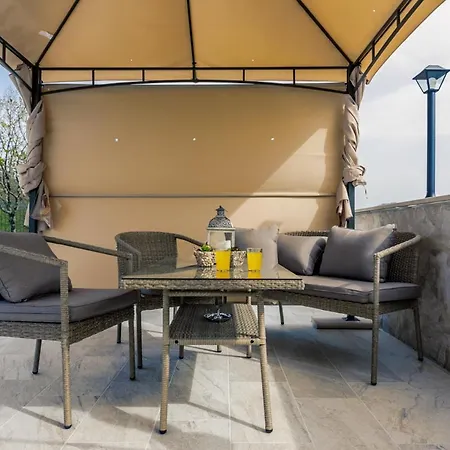 Holiday home Jozini Dvori *